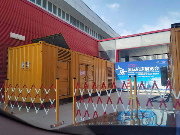 小金出租发电机-柴油发电机和汽油发电机哪个更好一些?