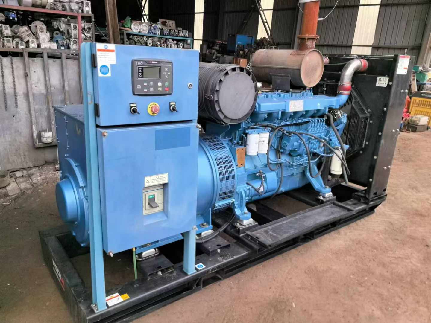 小金500kW 柴油发电机组可带动设备功率的计算公式是什么？